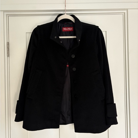 MaxMara Women's Black Pea Coat - Picture 4 of 15